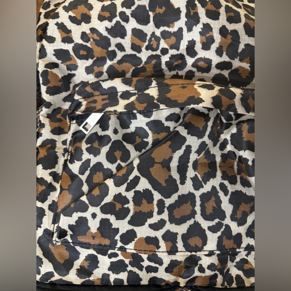 Leopard Pattern Travel Backpack - image 2